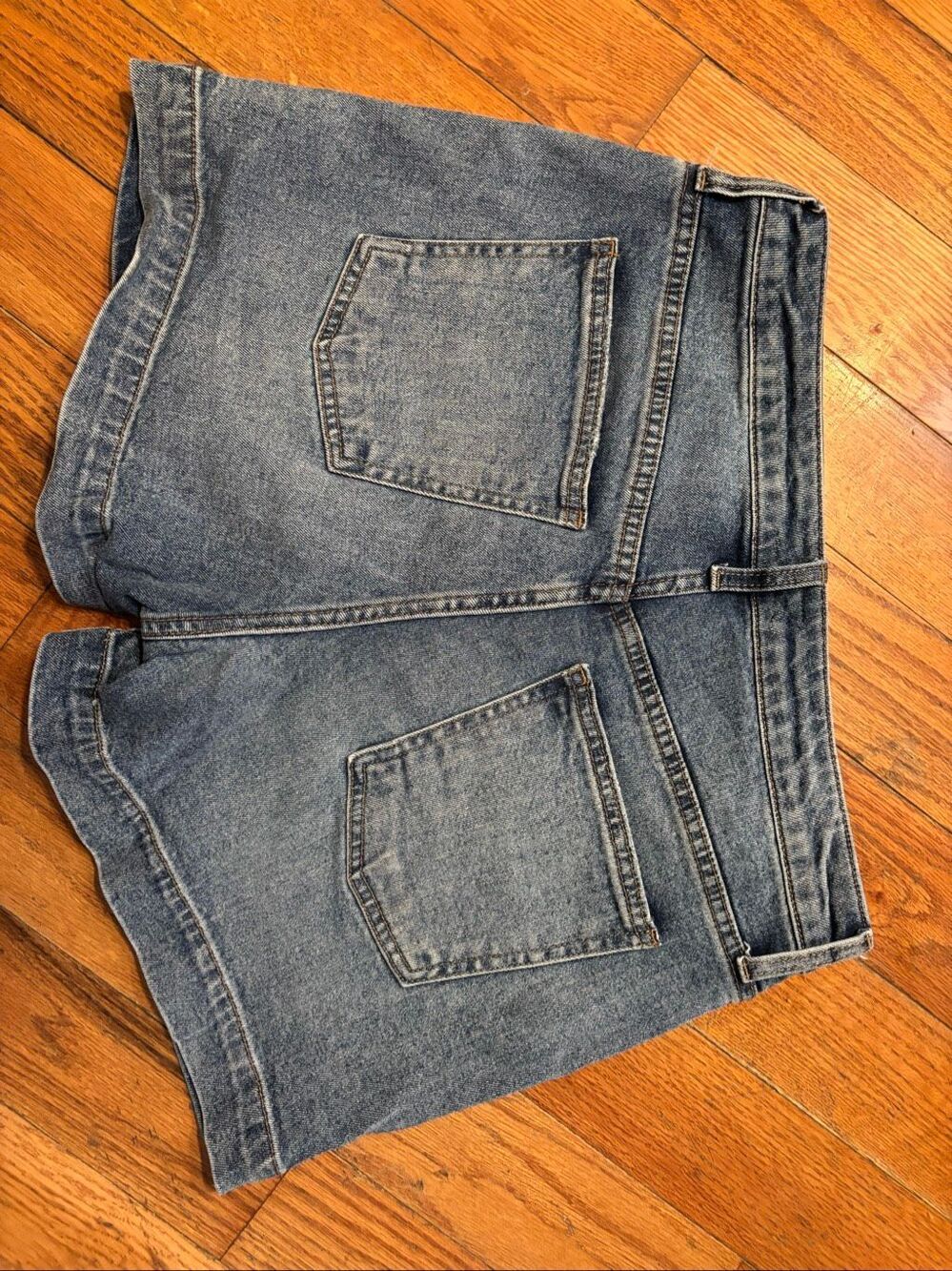 Kut From the Kloth Jean Shorts - Picture 3 of 3